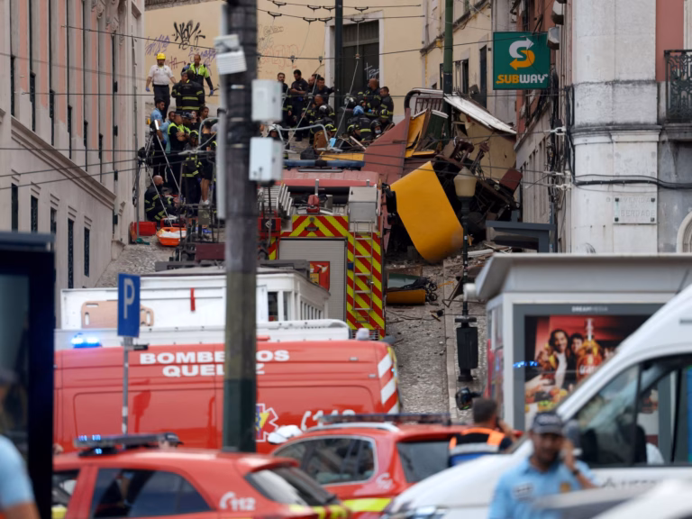 Lisbon’s Gloria Cable Car Accident: Information on Causes and Casualties | Travel Updates