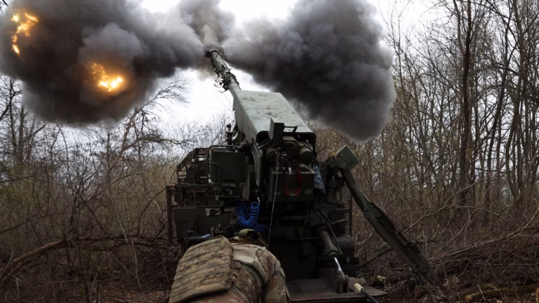 Danger zone intensifies near vital Ukrainian urban center as Russian troops attempt to pressure defenders into retreat | Global Affairs